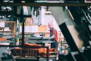Boosting Manufacturing Efficiency with Real-Time Monitoring Solutions